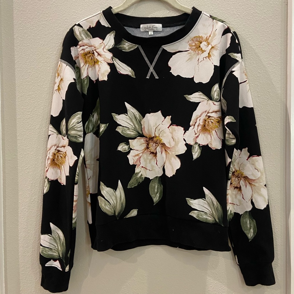 White Fawn Floral Longsleeve